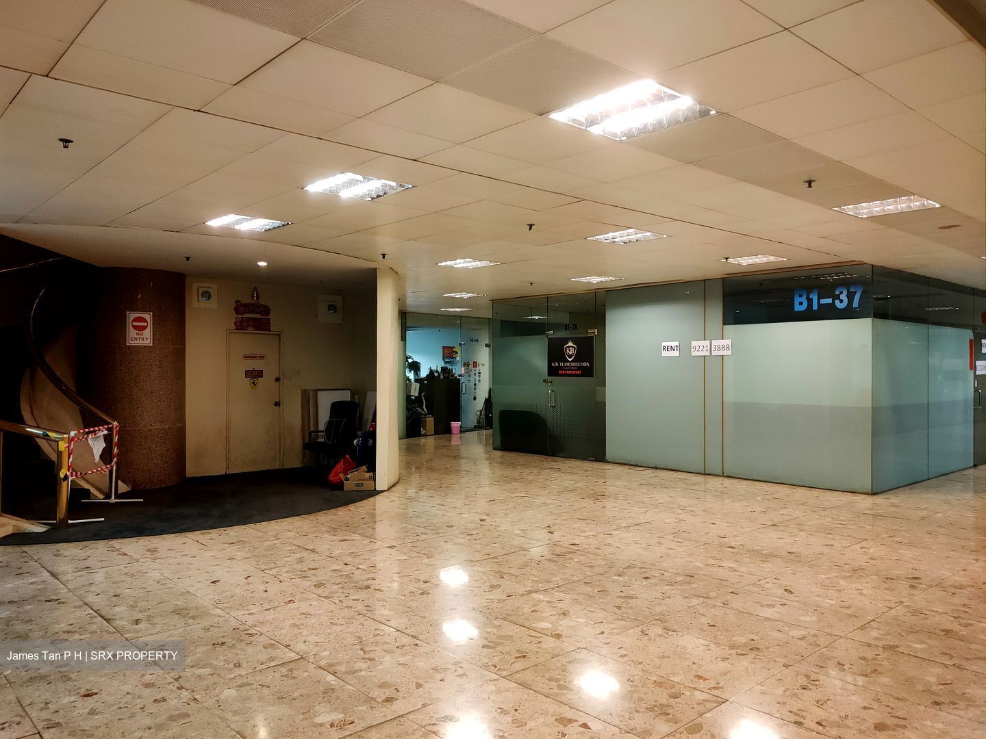 Concorde Shopping Centre (D3), Retail #479865811